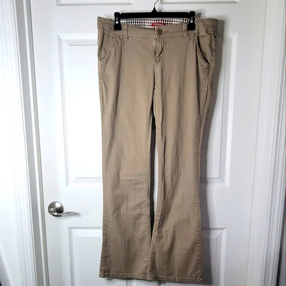 UNIONBAY Bootcut/Flare, Chino Stretch, Khaki Pants, Women's Size 13 Juniors - Picture 1 of 10